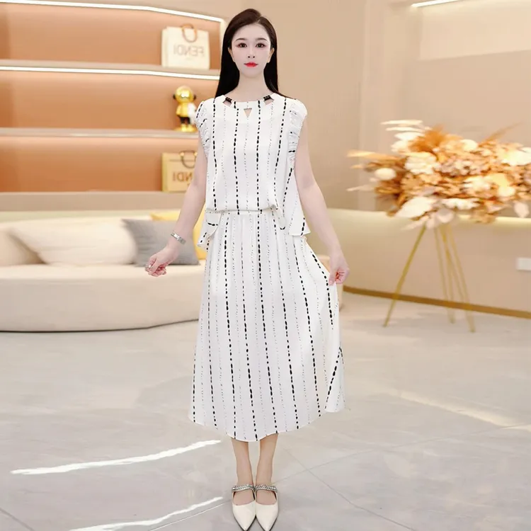 今年流行欧货爆款独特上衣高级感气质通勤条纹短袖衬衫半身裙套装