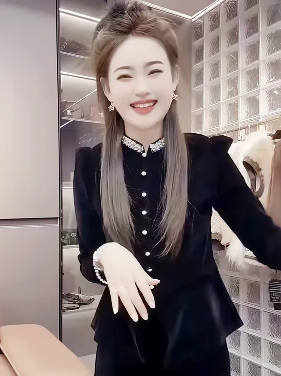 2025外套法式上衣钉珠修身不起球ins轻职风长袖轻奢衬衫打底秋冬