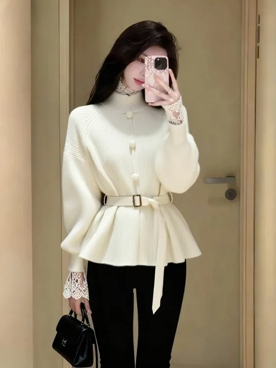 2025冬季新款软糯白色毛衣女高端设计感独特超好看针织厚款上衣女