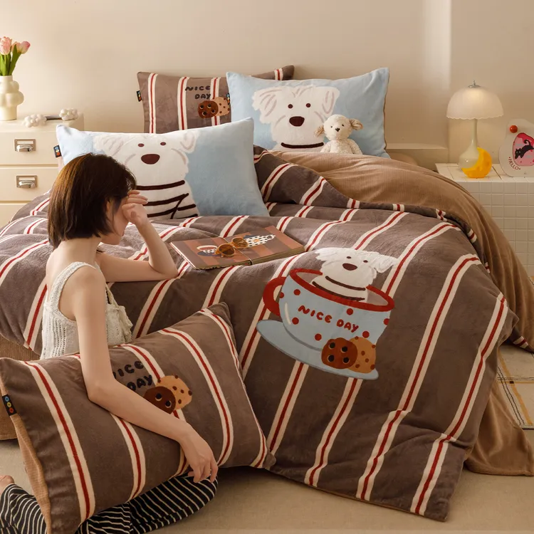 2025新款设计师原创牛奶绒大版数码印花四件套