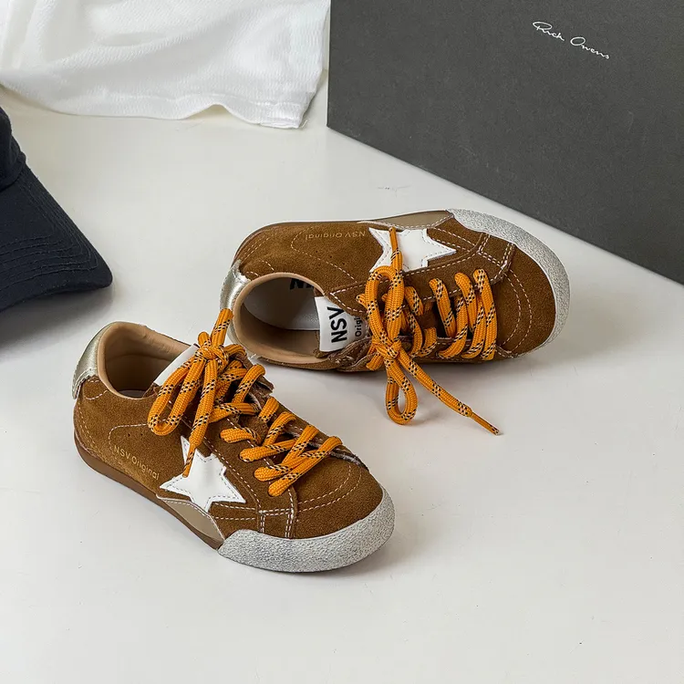 儿童低帮板鞋2025秋季新款男女童星星休闲鞋时尚百搭德训鞋脏脏鞋