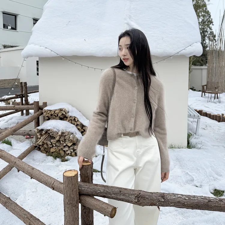 euri温柔亦初丨100山羊绒成衣拉毛丨圆领慵懒感羊绒开衫-MY6336