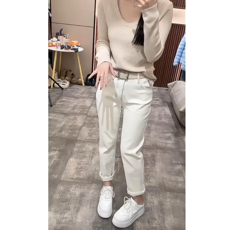 秋冬新款时尚百搭直筒米白色牛仔裤加绒加厚高腰显瘦九分烟管裤女