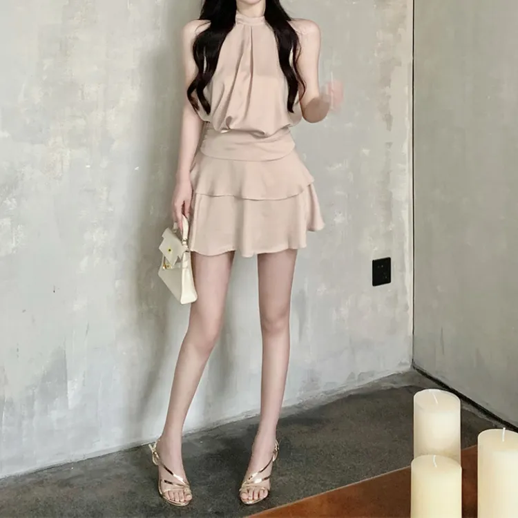 套装裙两件套高级感小个子夏季辣妹法式挂脖吊带背千金清冷感贵系