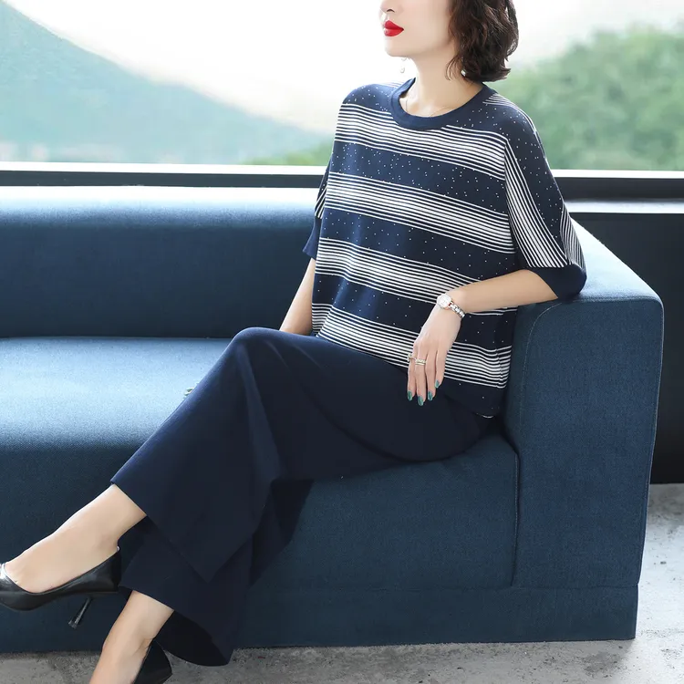 时尚洋气妈妈装冰丝针织套装女2025年新款秋季休闲洋气减龄两件套