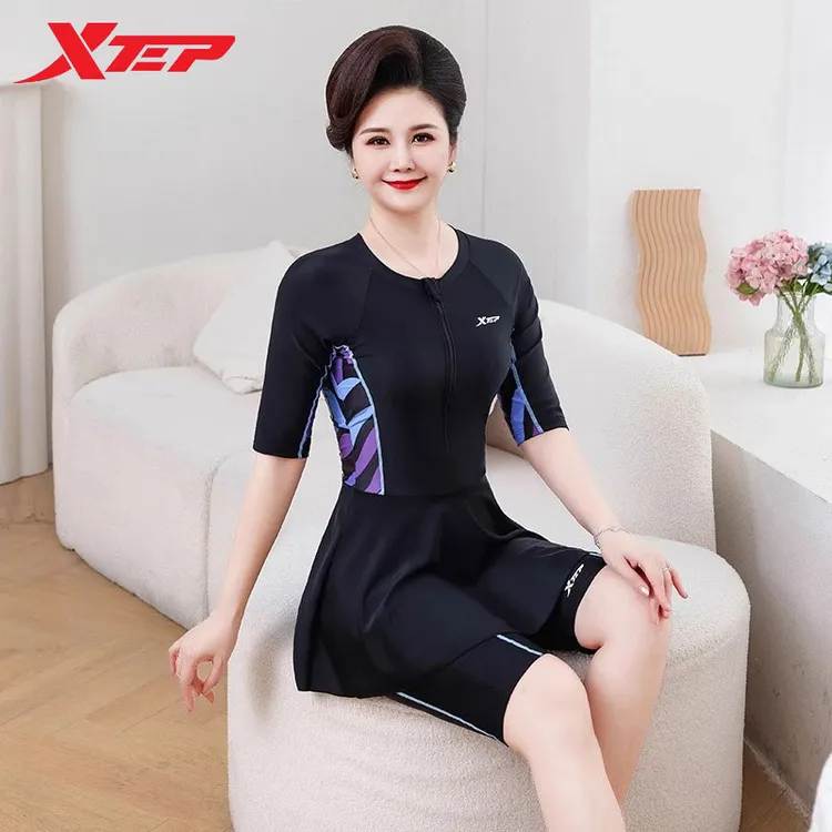 特步泳衣女分体2025新款网红大码妈妈中老年保守好看高端温泉泳装