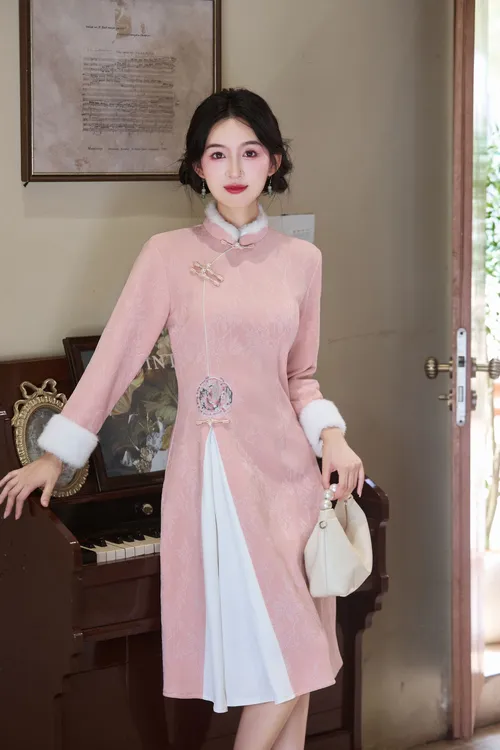 【豆蔻】高端秋冬加绒新款新中式年轻款奥黛旗袍连衣裙披肩加厚日常