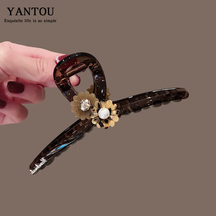 复古高级感质感抓夹花朵水晶发夹2025新款后脑勺鲨鱼夹女