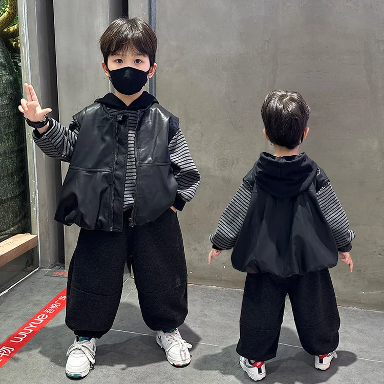 痞帅男童套装春秋2025新款时髦儿童衣服秋季男孩宝卫衣马甲三件套