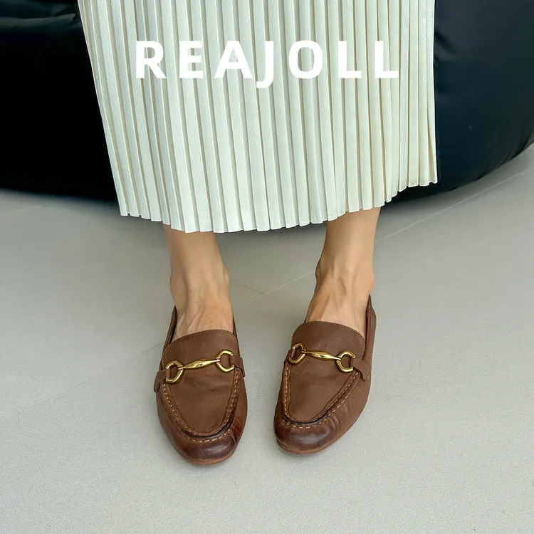 单鞋女鞋新款2025爆款时尚气质平底法式配裙子黑色复古网红乐福鞋