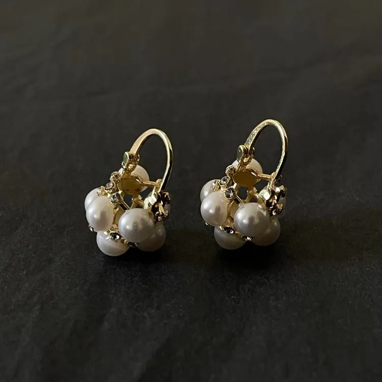 合金锆石耳饰 珍珠绣球花苞耳环小香风金色复古小众精致耳饰女