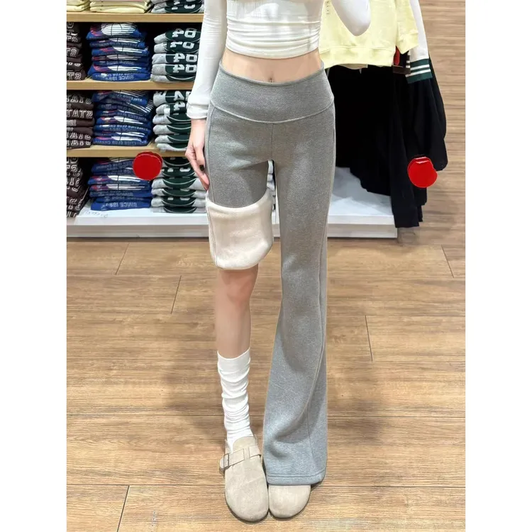 灰色加绒微喇裤女秋冬2025新款低腰修身显瘦垂感瑜伽喇叭运动卫裤
