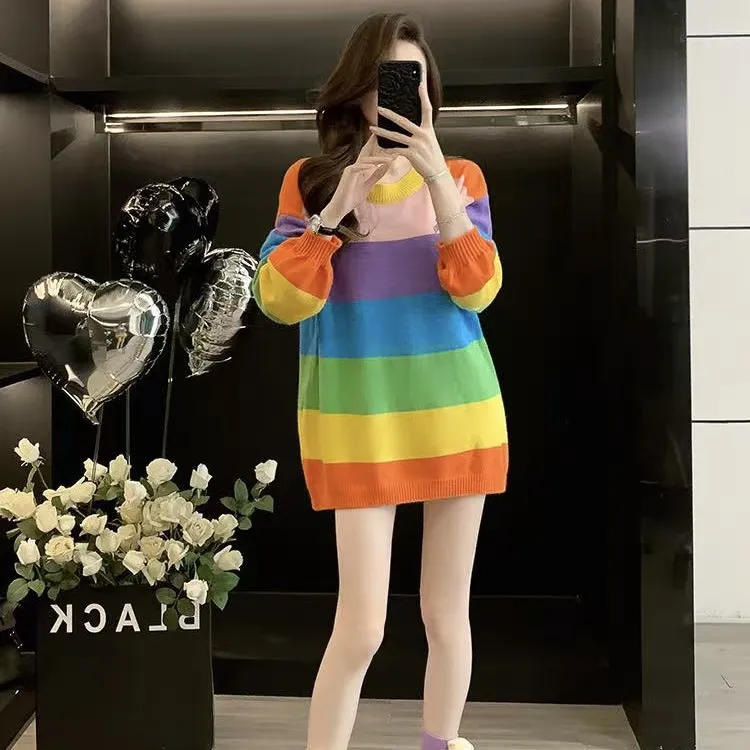【芳芳私服】彩虹条纹针织学院风中长款韩版宽松型女圆领毛衣