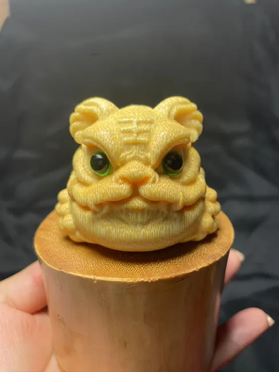 《虎金蟾》龙血金丝竹生肖虎金蟾文玩手把件爆款百搭竹