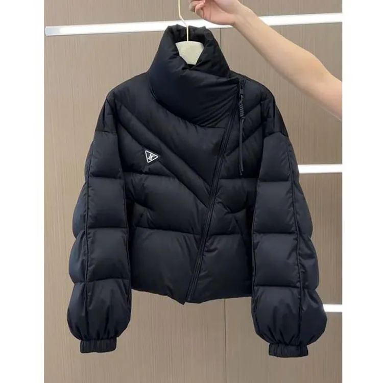 时尚气质黑色棉服女2024冬季新款韩版高级感不规则拉链加厚面包服