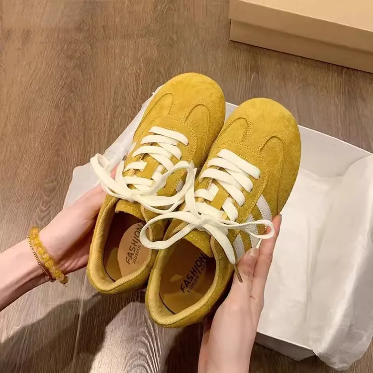 三福真皮黄色德训鞋女2025秋季新款百搭软底阿甘鞋子运动休闲板鞋