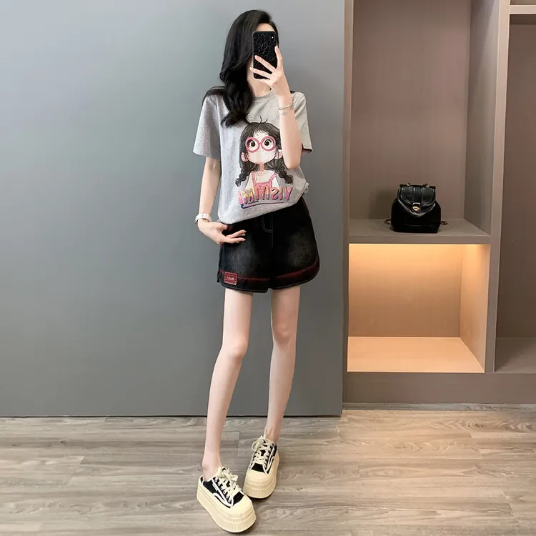 夏季新款巨好看的短袖T恤牛仔短裤一整套ootd穿搭时尚套装女薄款