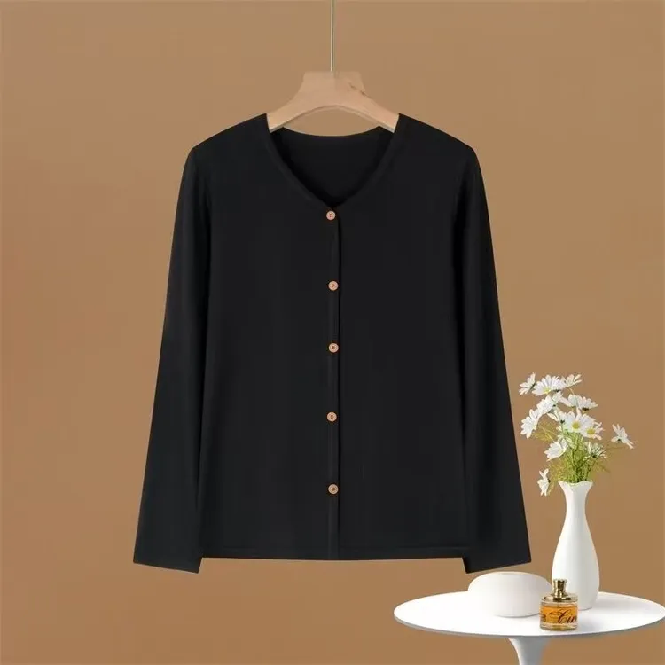 新款女士春夏款V领简约洋气套头大方净面款上衣妈妈装
