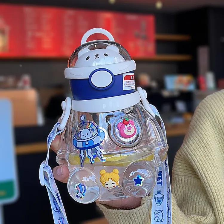 可爱吸管杯高颜值夏季学生上学专用带吸管杯子便携大容量儿童水杯