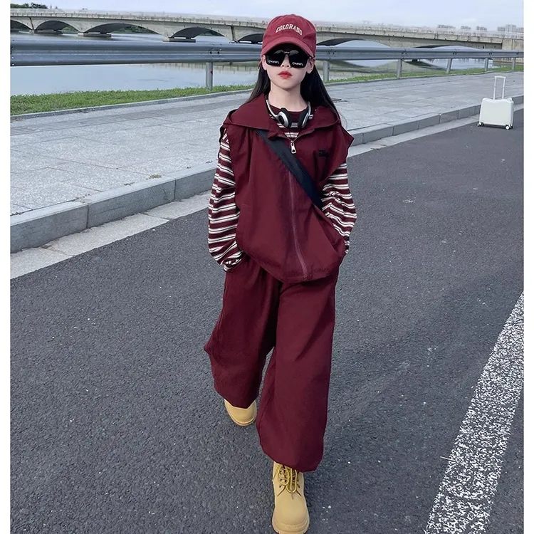女童秋装运动套装2025新款中大童洋气时髦卫衣马甲儿童春秋三件套