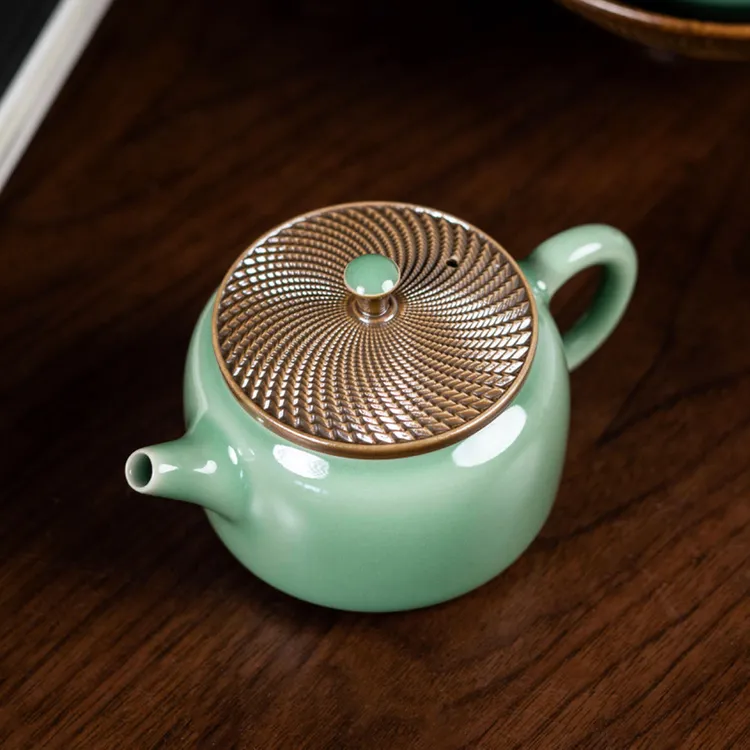 本土斋青瓷德中壶梅子青草木灰茶壶高端茶器家用办公室简约泡茶壶