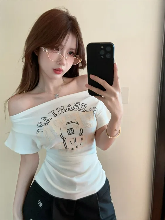 夏季新款纯欲辣妹风一字领露肩印花修身褶皱显瘦T恤上衣+斜肩短袖