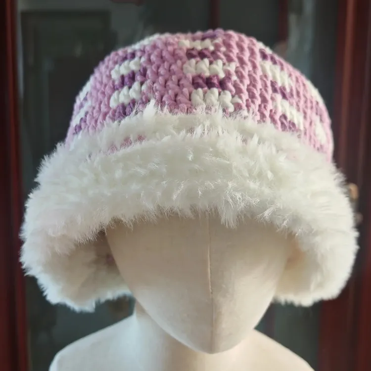 手工钩织 兔毛毛绒渔夫帽