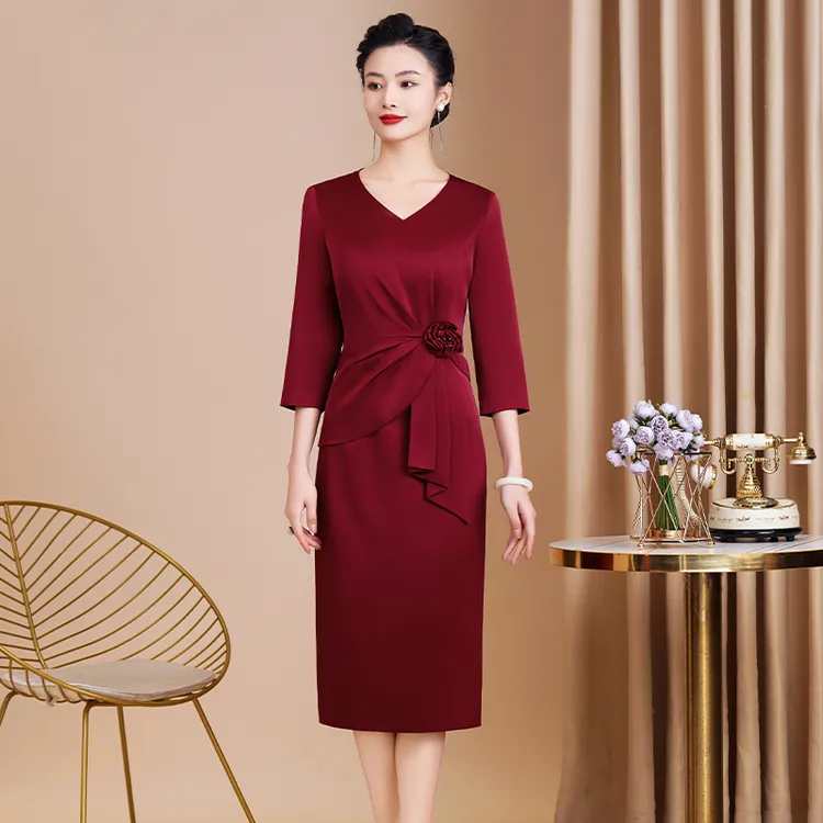 酒红色喜婆婆服装衣服年轻款喜妈妈婚宴装婚礼服秋款高贵结婚喜服