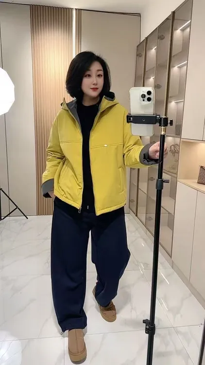 【聪姐推荐】0010994时尚个性撞色连帽休闲棉服（衣长69，胸围130）