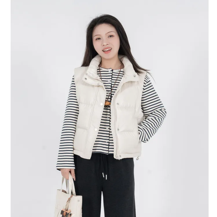 小个子圆圆Y7812墨雪粉蓝95%白鸭绒羽绒服马甲短款时尚保暖外套女