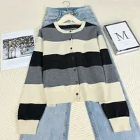 玲姐定制-圆领撞色条纹款单排扣简约休闲针织开衫430731