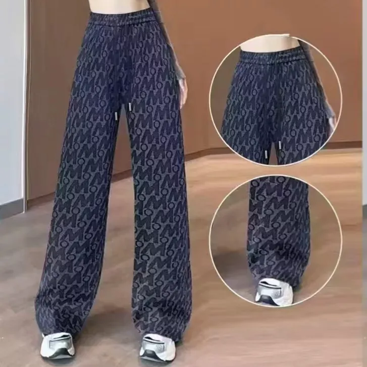  6926-3款女士休闲字母款牛仔裤