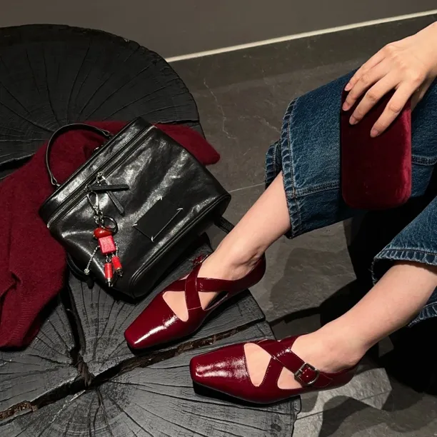 【 H·J 】“一眼沦陷”法式交叉带小方头牛皮玛丽珍单鞋82889