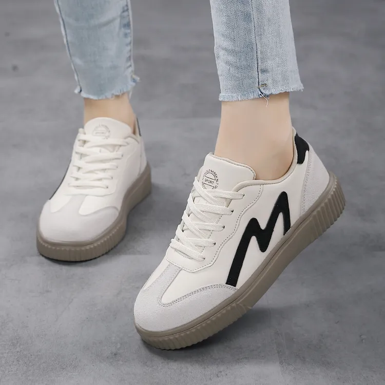 板鞋女2025春秋新款皮面防水复古德训鞋久站不累脚上班工作鞋女