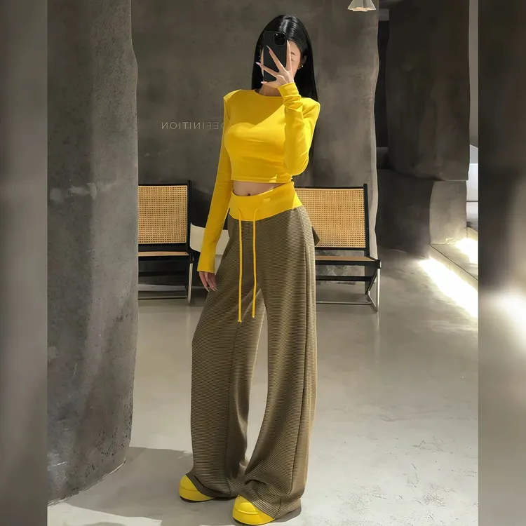 韩系时尚休闲套装女2025新款春季穿配一整套辣妹上衣阔腿裤两件套