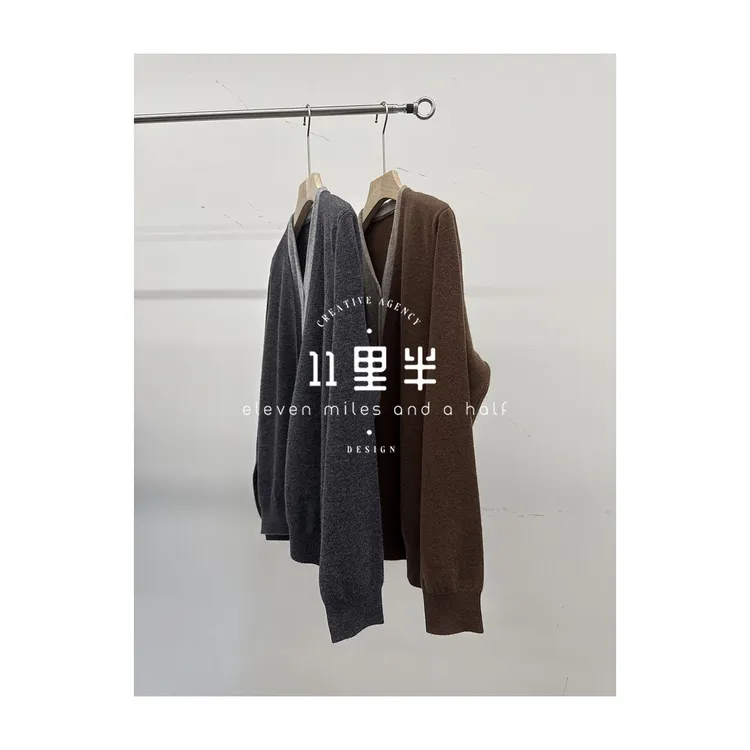 11里半&如懿【小城故事】时尚百搭简约气质拼接假两件针织V领羊毛衫