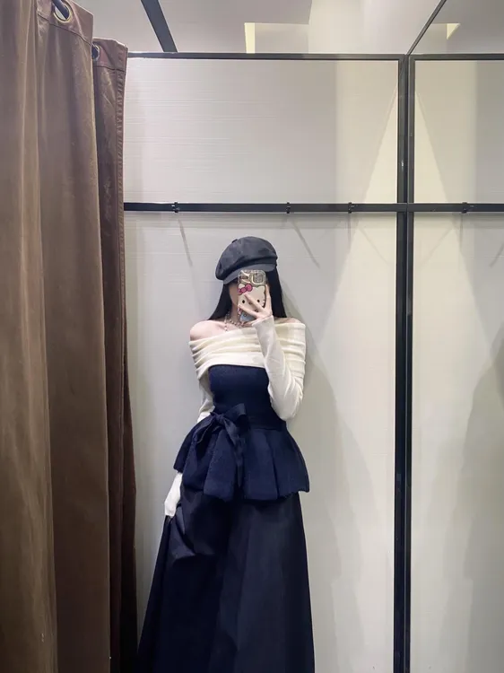 2026秋冬新款韩系慵懒风气质蝴蝶结抹胸一字肩上衣高腰半身裙套装