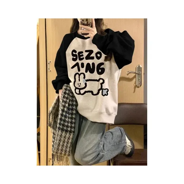 个性卡通拼色卫衣女2025秋冬新款甜美设计感插肩长袖宽松圆领
