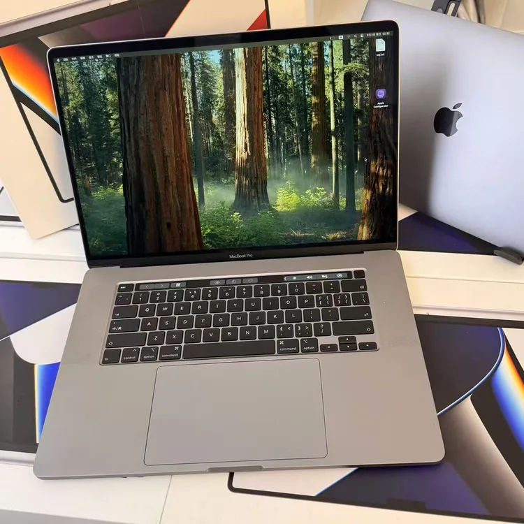 99新 Apple/苹果 i7-独显游戏设计剪辑渲染电脑MacBookPro触控条