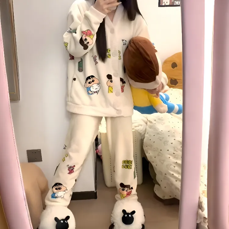 【当天发货】蜡笔小新卡通加绒加厚可外穿男女情侣秋冬季长袖睡衣女