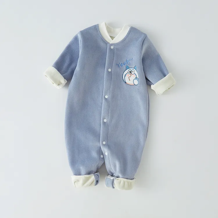 婴儿加绒连体衣秋冬款加厚保暖男女宝宝长袖爬爬服新生儿哈衣