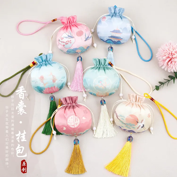 锦缎织绣古风香囊，随身福袋，轻奢雅韵，汉服配饰佳礼