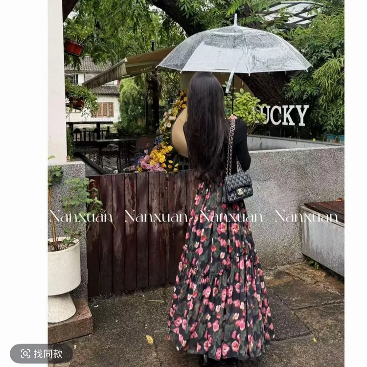 南萱玫瑰故事秋季高腰印花拼接长袖气质碎花连衣裙