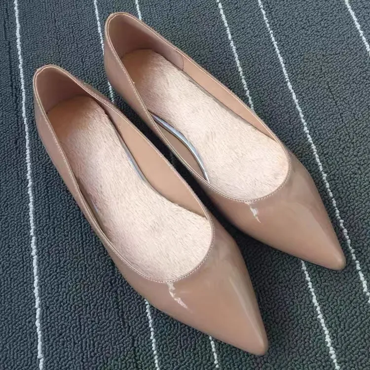 2025新款加绒平底鞋裸色尖头单鞋大码42女鞋43软底黑色气质浅口鞋