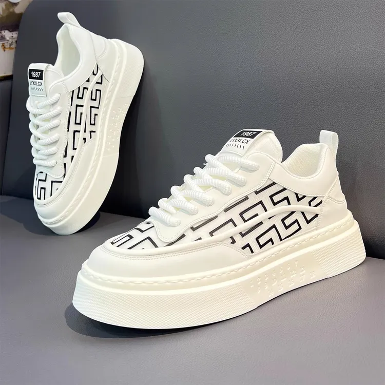 欧洲站男鞋2025秋季新款透气板鞋男士运动休闲潮牌高级感厚底白鞋