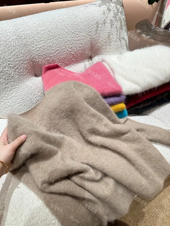 /糯感无缝圆领/~羊毛羊绒【衣长58胸围118】雾感绒面毛衣 YJ9022