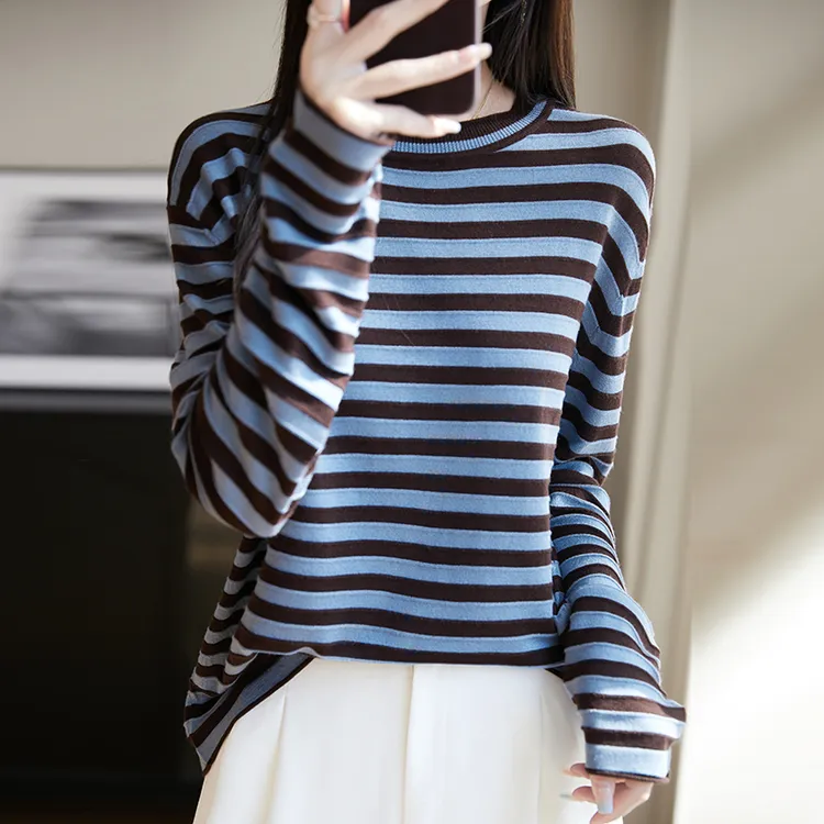 松弛轻盈感受春季新款高支羊毛桑蚕丝撞色条纹宽松长袖针织衫上衣