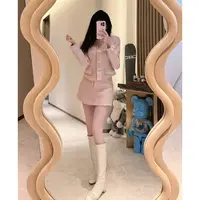 AZZHEN【凯莉水蜜桃】香槟粉色小香风碎钻立体花朵千金v领夹棉套装