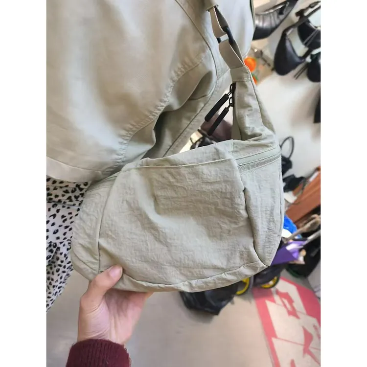 YUSHA/高档小号草木灰色小鹿斜挎包-M069