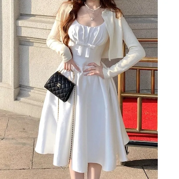 2025白色千金风大裙摆无袖连衣裙法式蝴蝶结收腰显瘦公主裙礼服裙